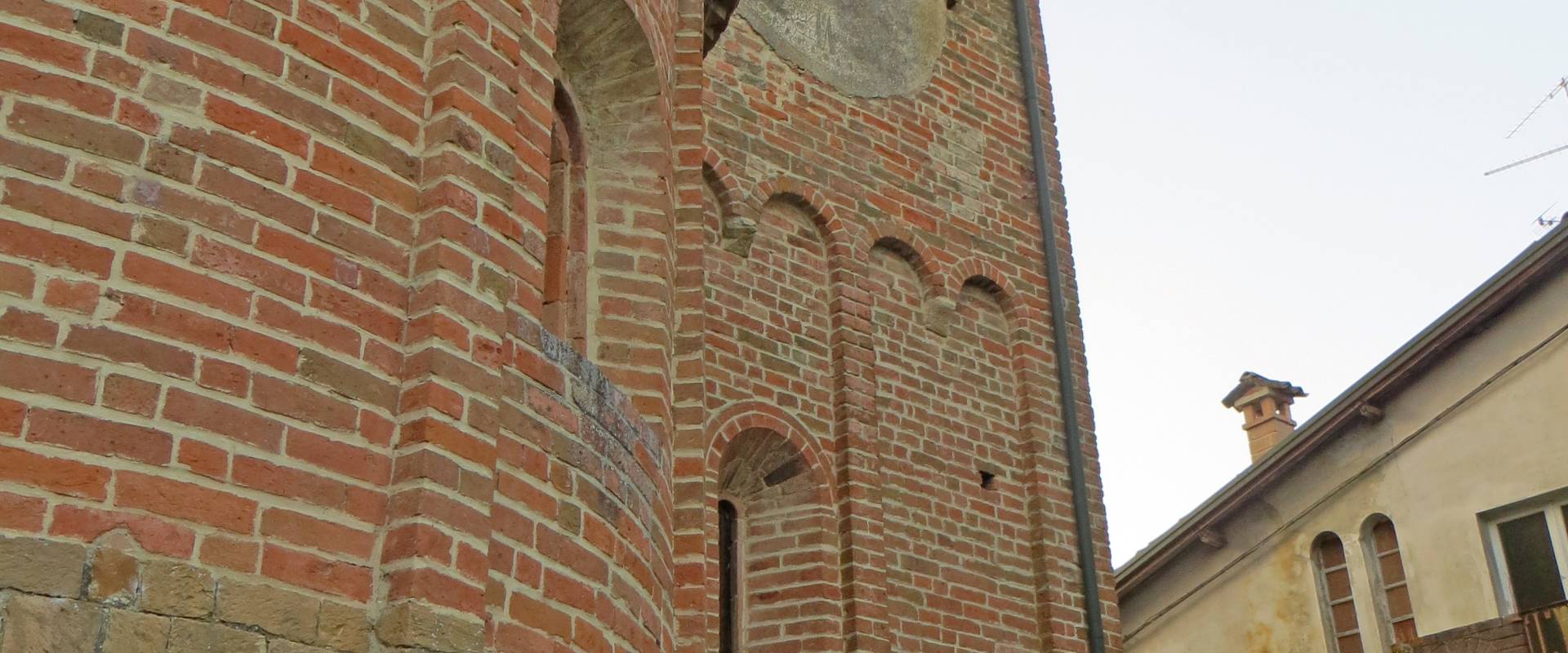 Pieve di San Biagio (Talignano, Sala Baganza) - abside e campanile 2019-09-16 foto di Parma198